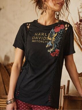 NWT Harley-Davidson Black Graphic Lace-Up Shoulder Tee NWT Size Medium